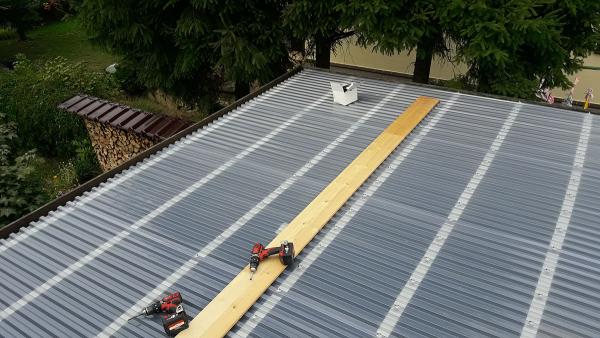 PVC Wellplatten – Wellen- & Trapezprofil für Überdachungen, Sollux®